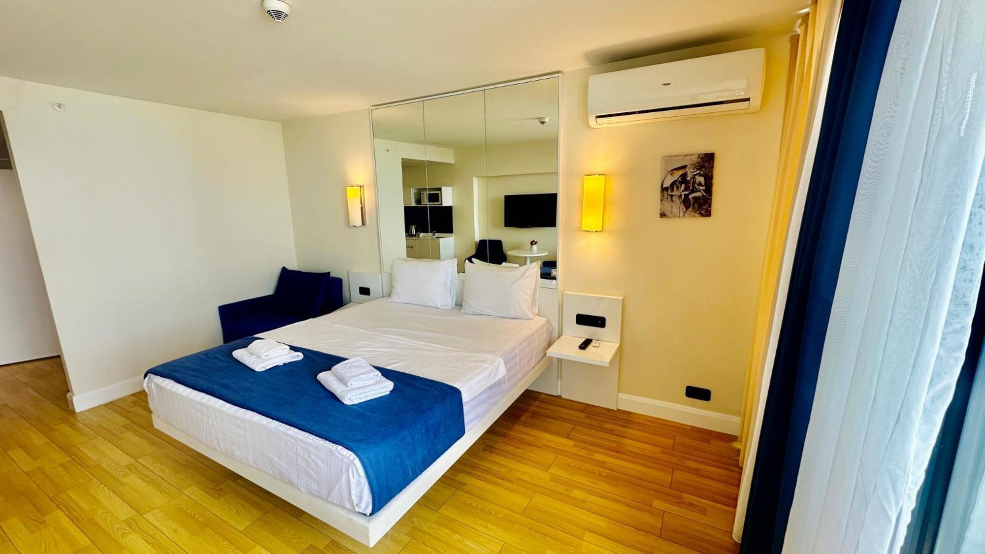 New Orbi Batumi Hotel Exterior photo